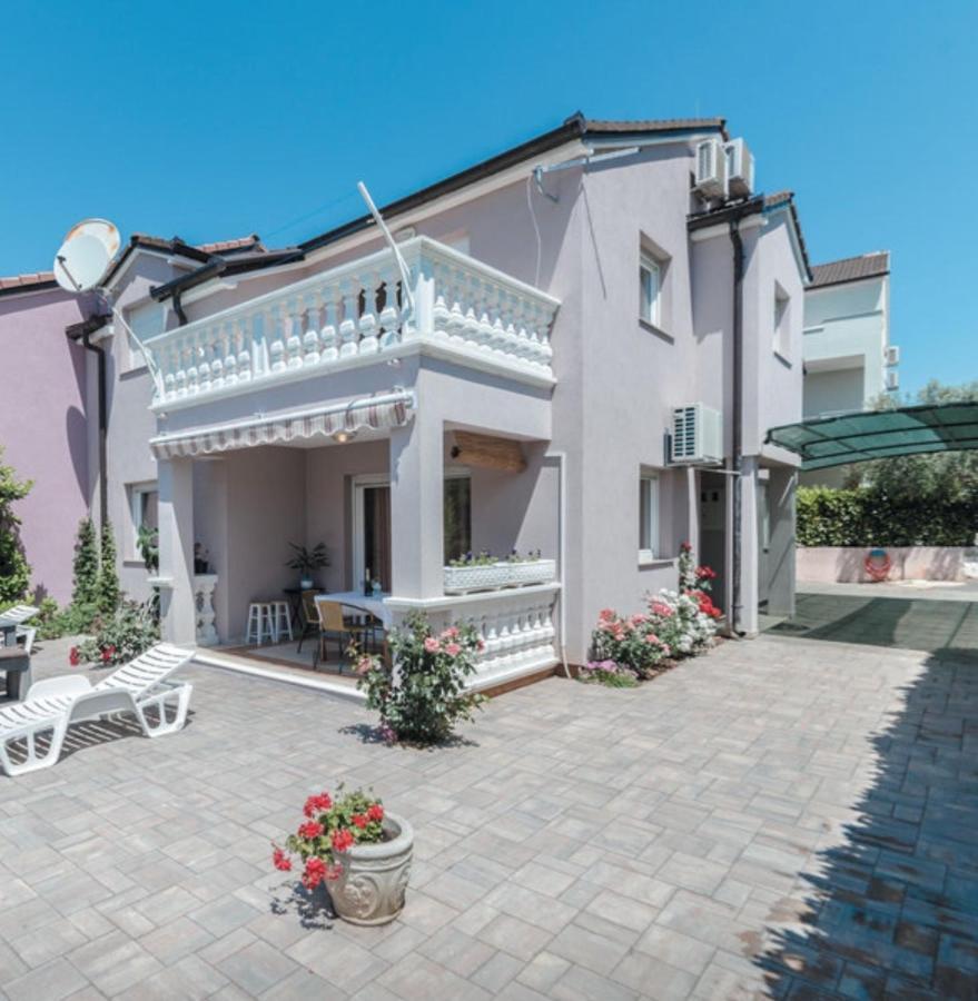 Zsa Zsa Holiday Home Srima Exterior foto